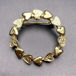 Vintage Gold Heart Wreath Brooch Pin (Made in the 60s!)